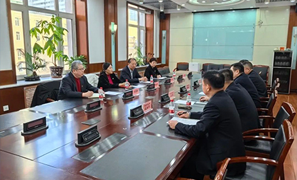c7c7娱乐平台入口股份董事长胡晓萍、总裁芦传有赴黑龙江省药品监督管理局座谈交流
